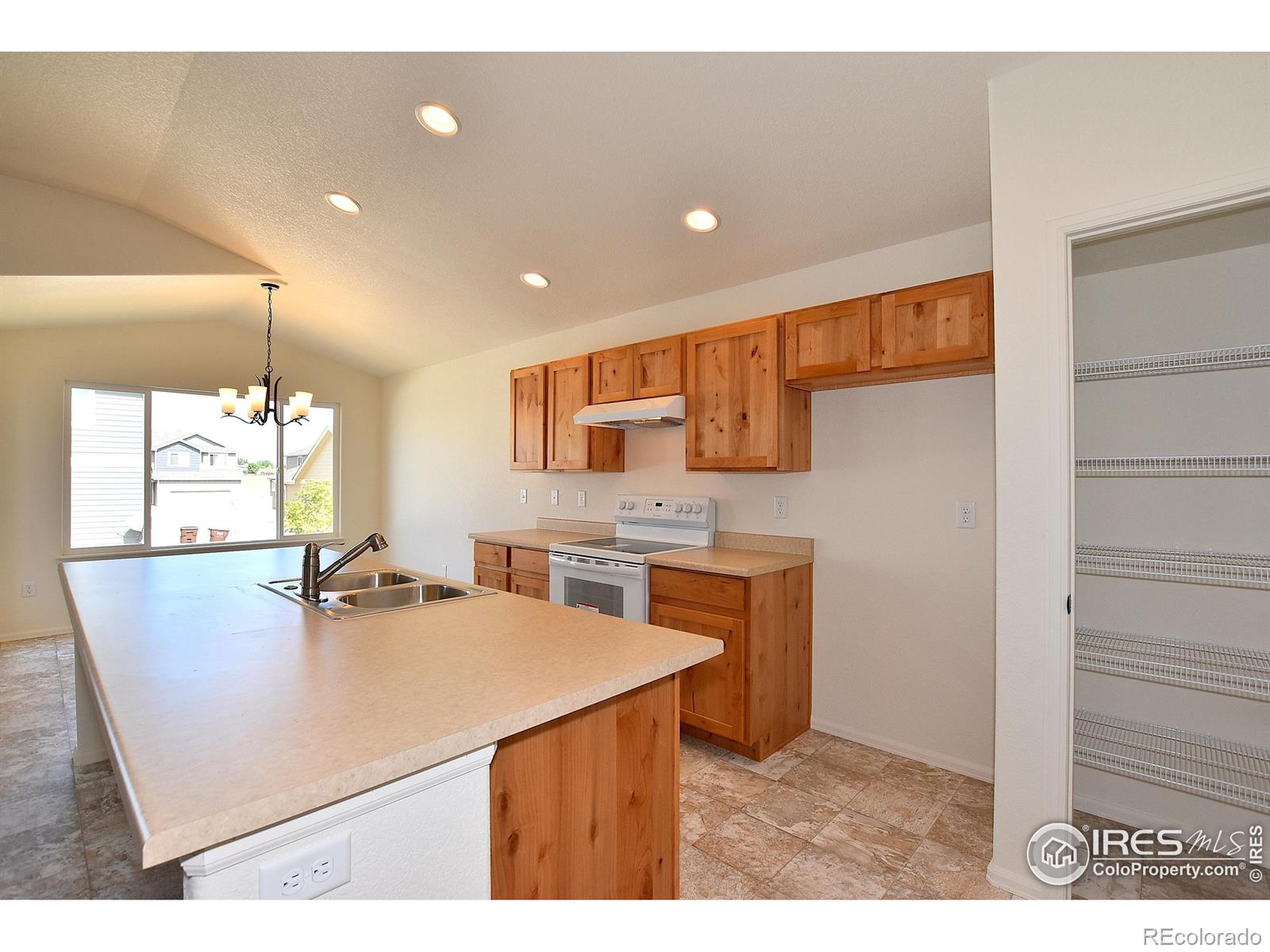 4755 Grapevine Way