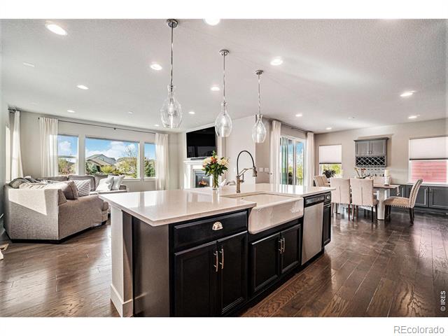 2579 Cub Lake Court
