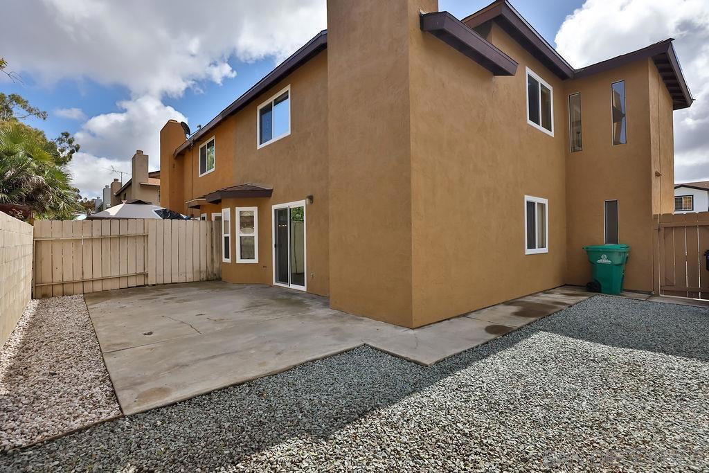 3802 Via De La Bandola