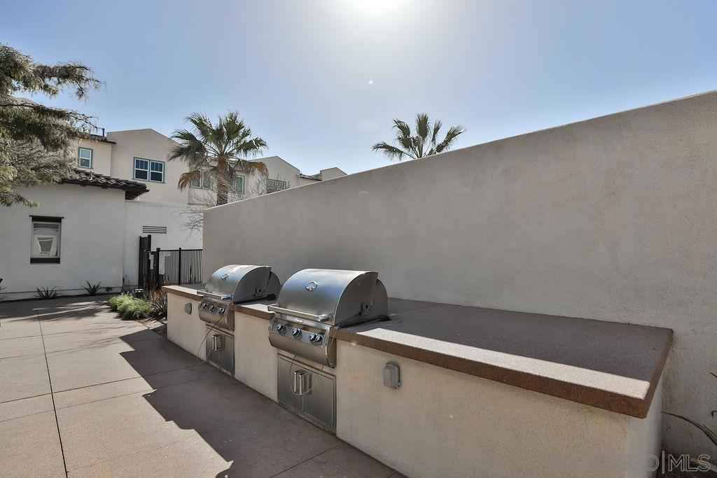 5264 Beachfront Cove 216