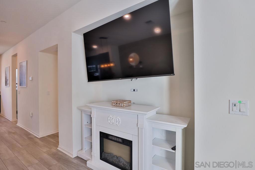 5264 Beachfront Cove 216