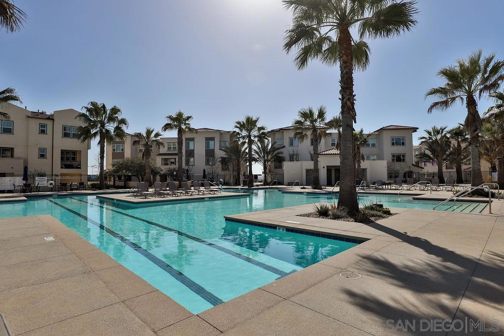 5264 Beachfront Cove 216