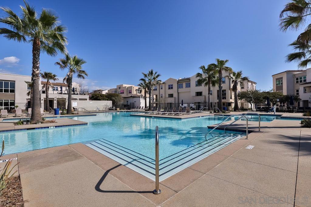 5264 Beachfront Cove 216