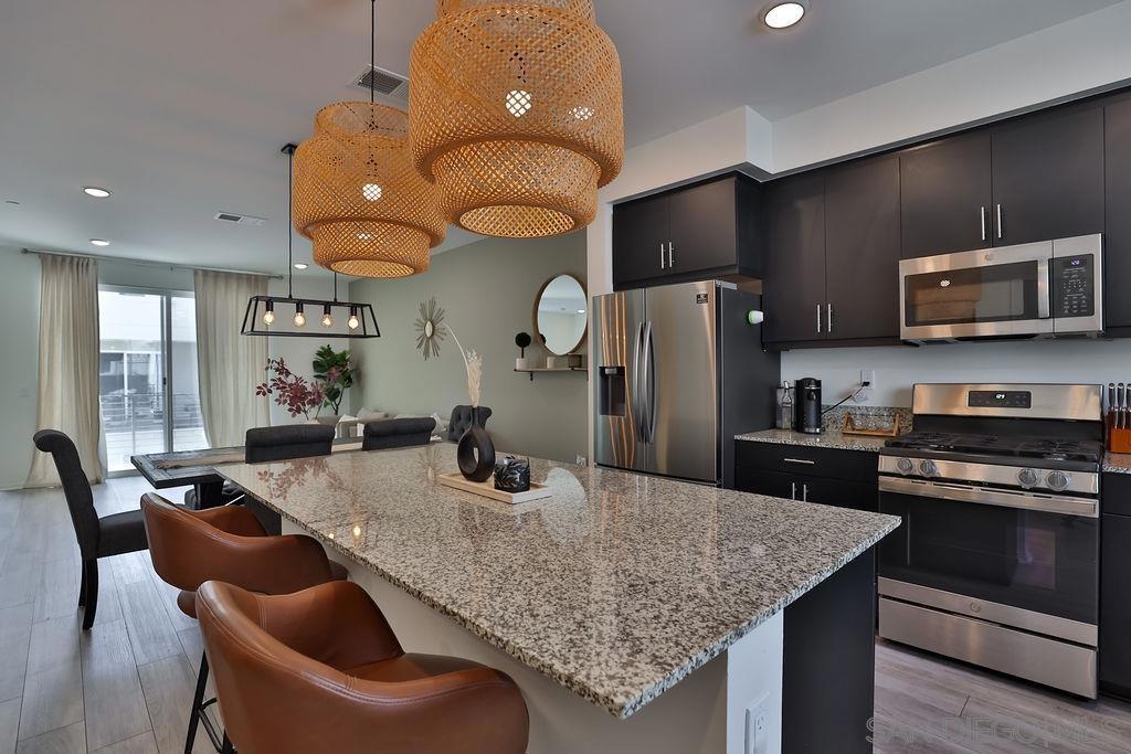 5264 Beachfront Cove 216