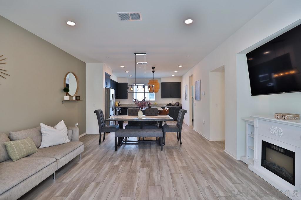 5264 Beachfront Cove 216