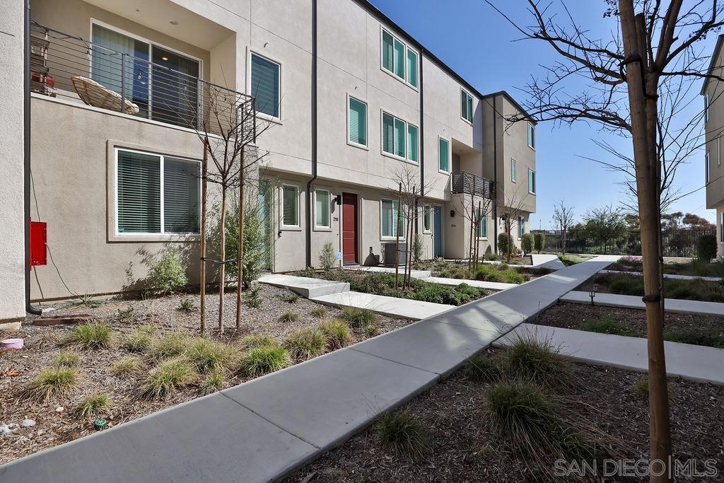 5264 Beachfront Cove 216