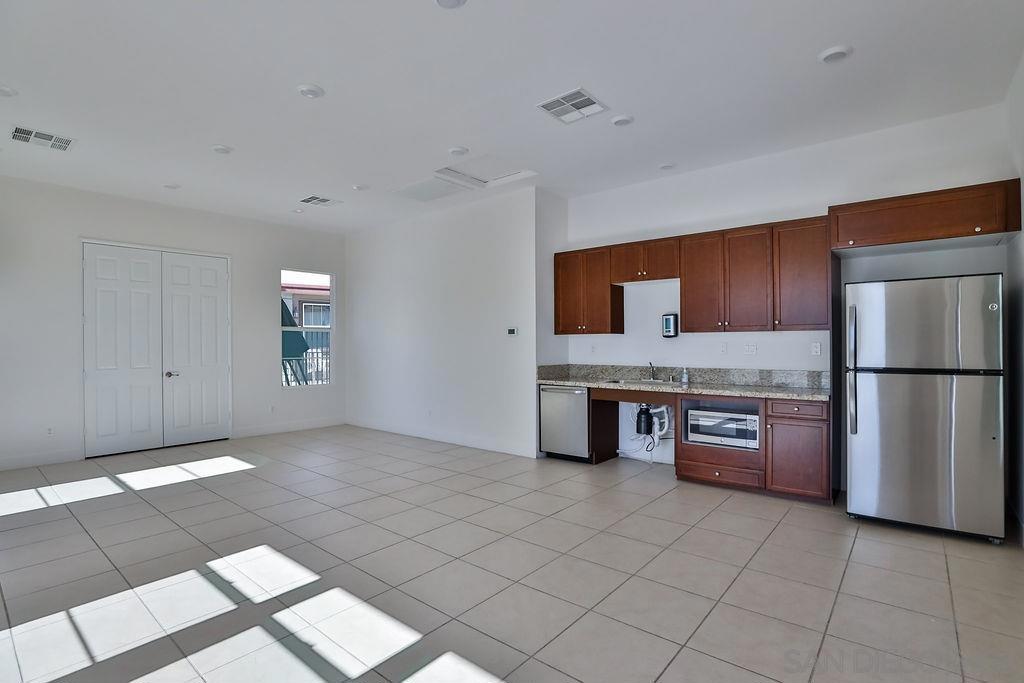 2790 Sparta Rd 6
