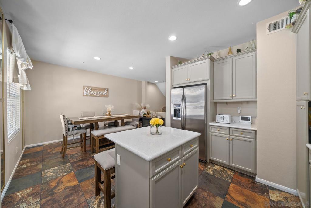 1626 Cliff Rose Dr 143