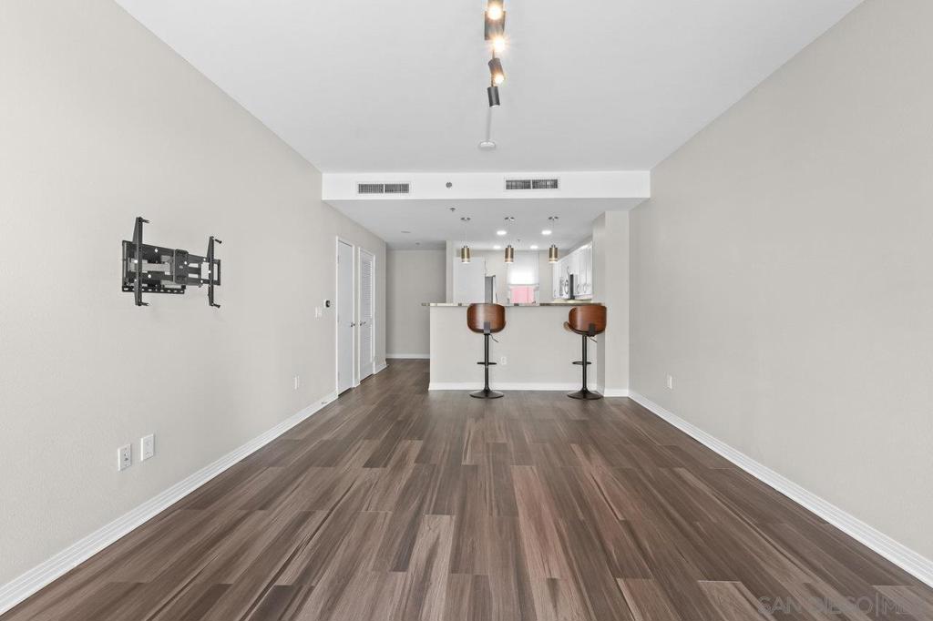 427 9th Ave. 301