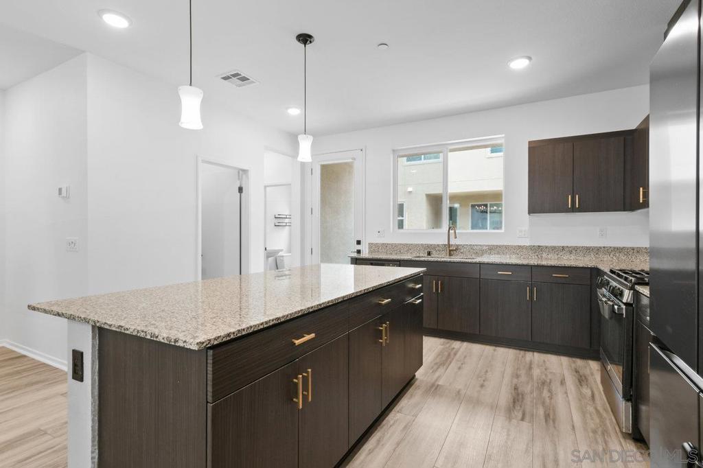 5212 Beachfront Cove 31