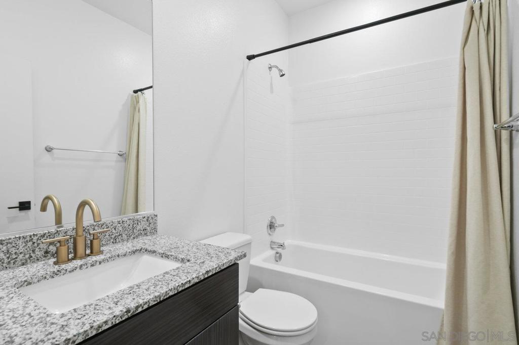 5212 Beachfront Cove 31