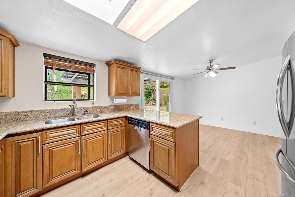 1081 Oleander Avenue