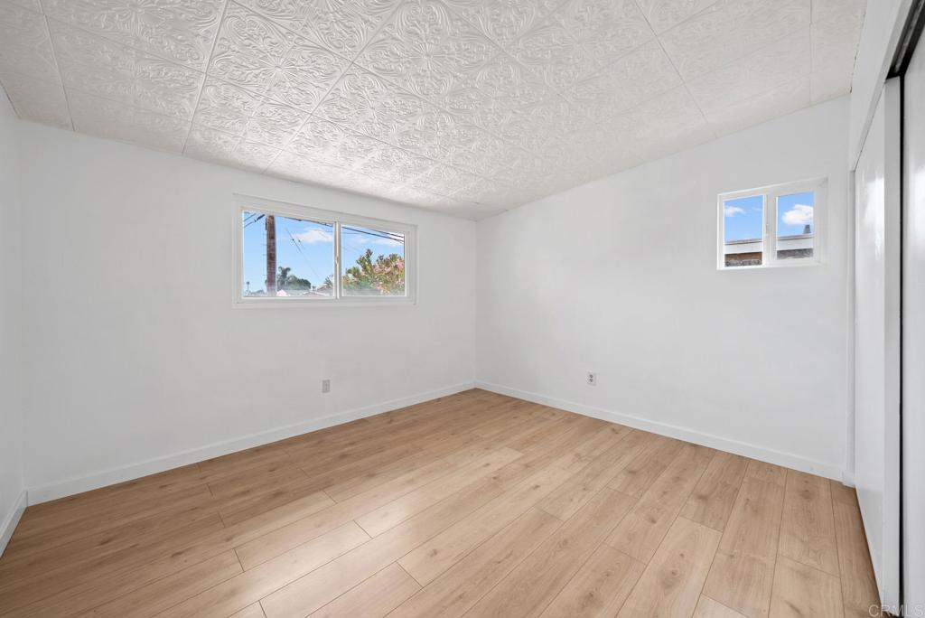 1081 Oleander Avenue