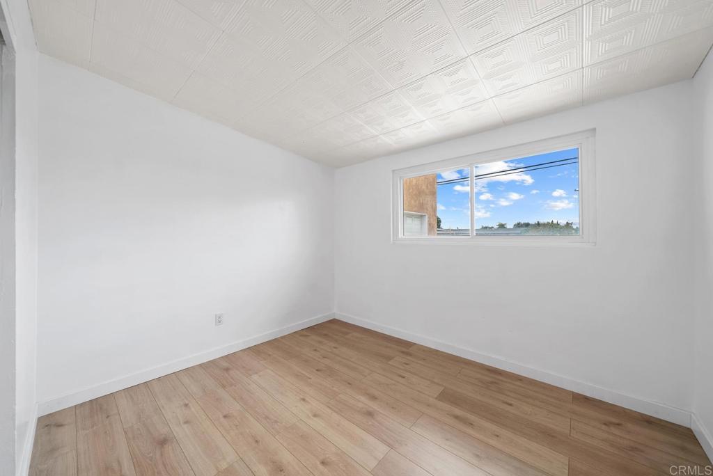 1081 Oleander Avenue