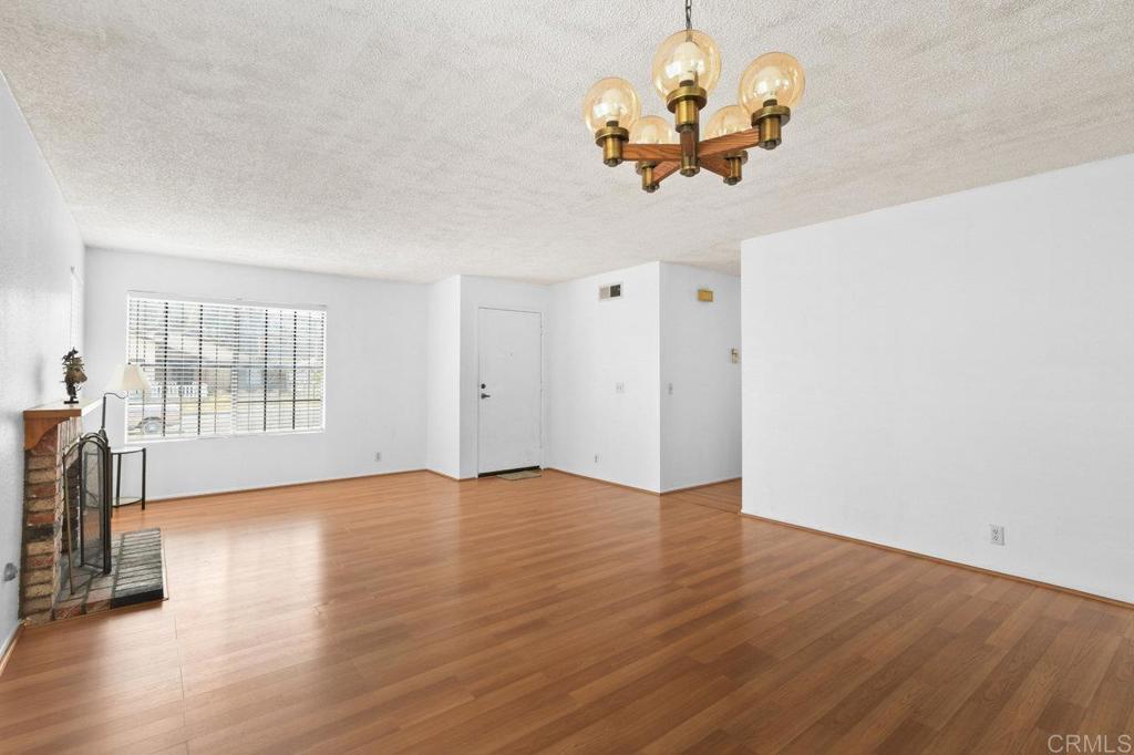 684 Kingswood Street