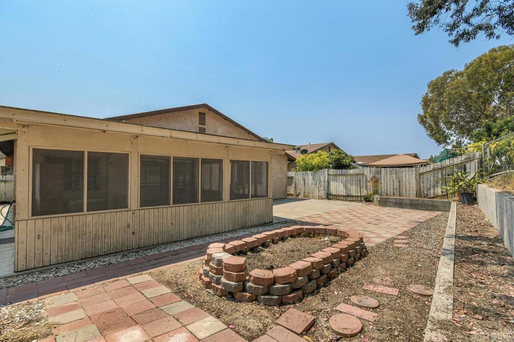 684 Kingswood Street