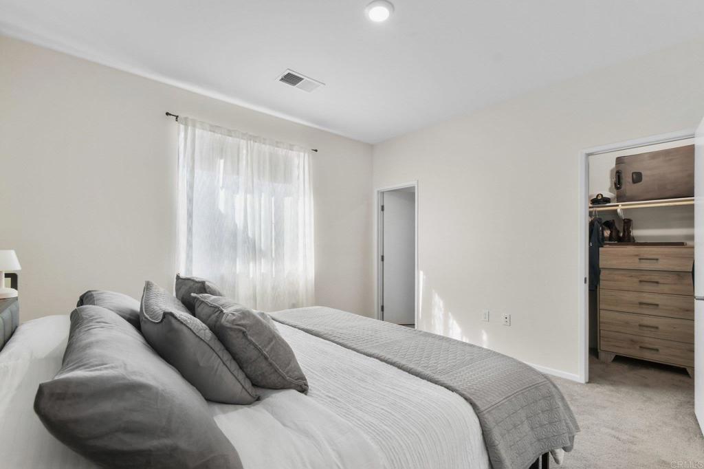 5264 Beachfront Cove St. 214