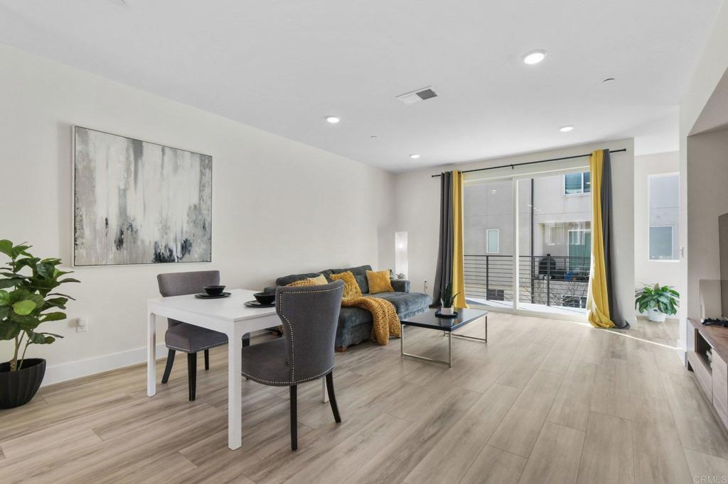 5264 Beachfront Cove St. 214