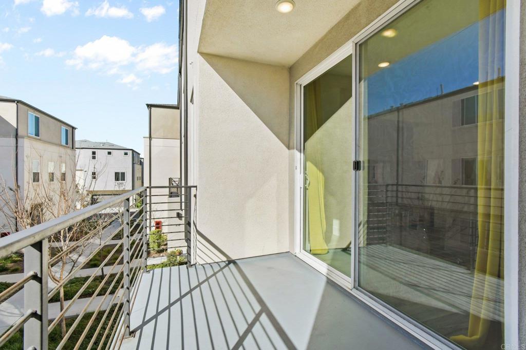 5264 Beachfront Cove St. 214