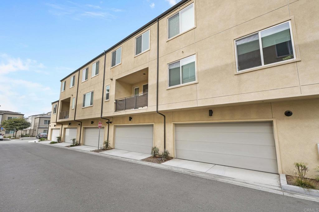 5211 Beachfront Cove St. 10