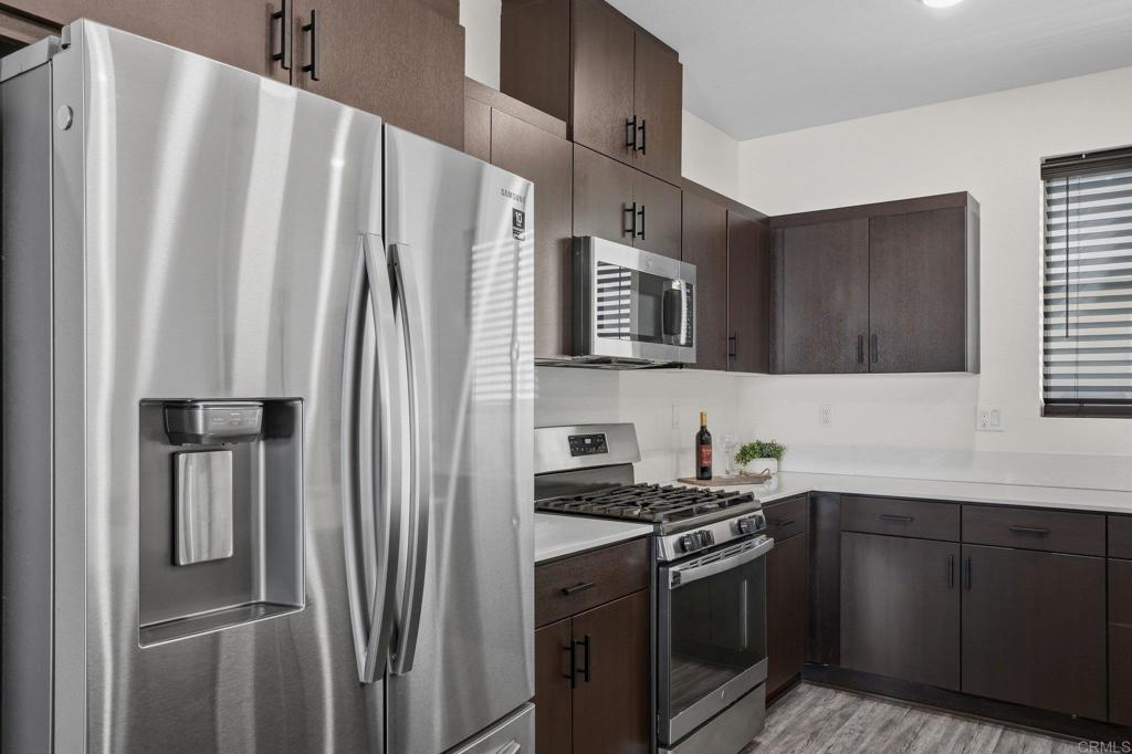 5211 Beachfront Cove St. 10