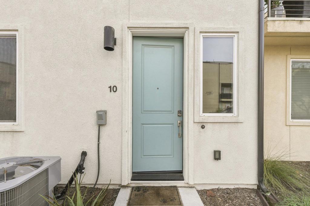 5211 Beachfront Cove St. 10