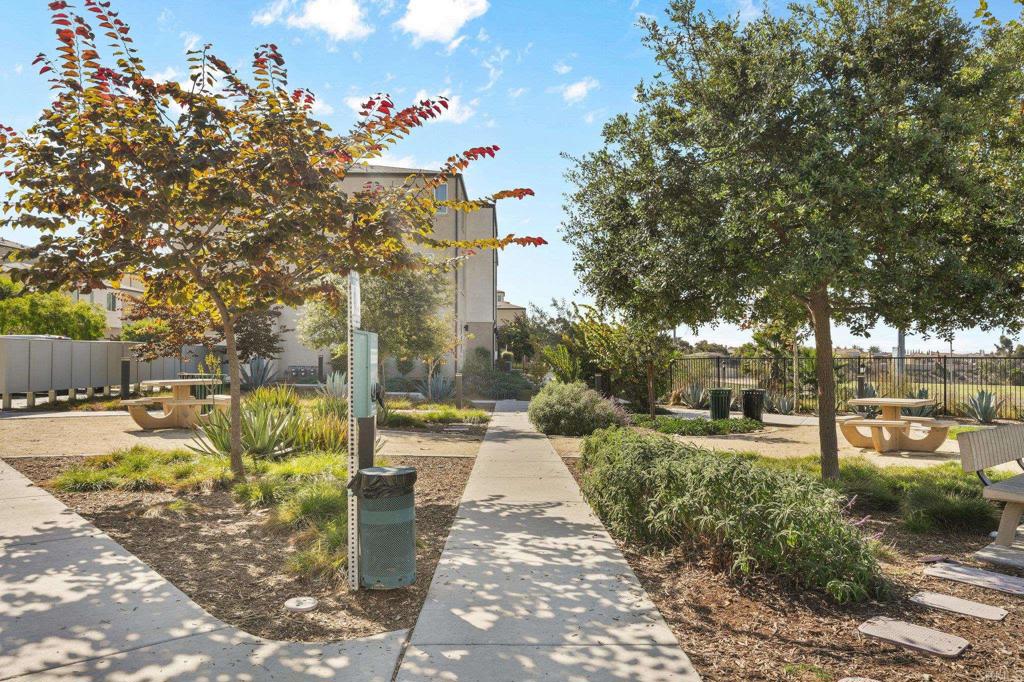 5211 Beachfront Cove St. 10