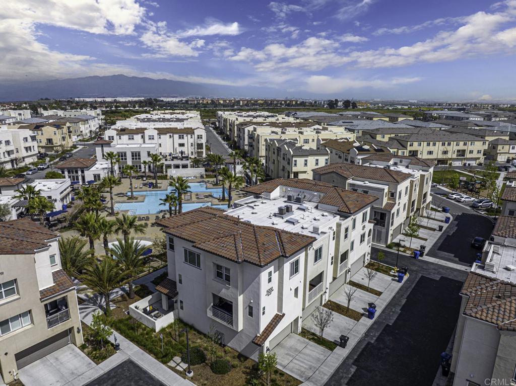 5211 Beachfront Cove St. 10