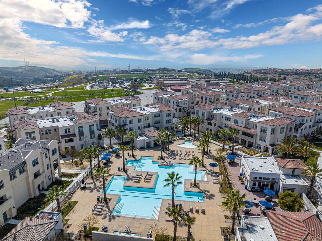 5211 Beachfront Cove St. 10