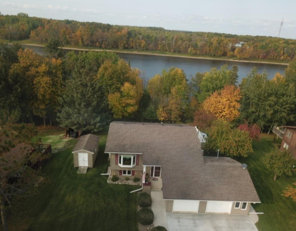 402 Shorewood Drive