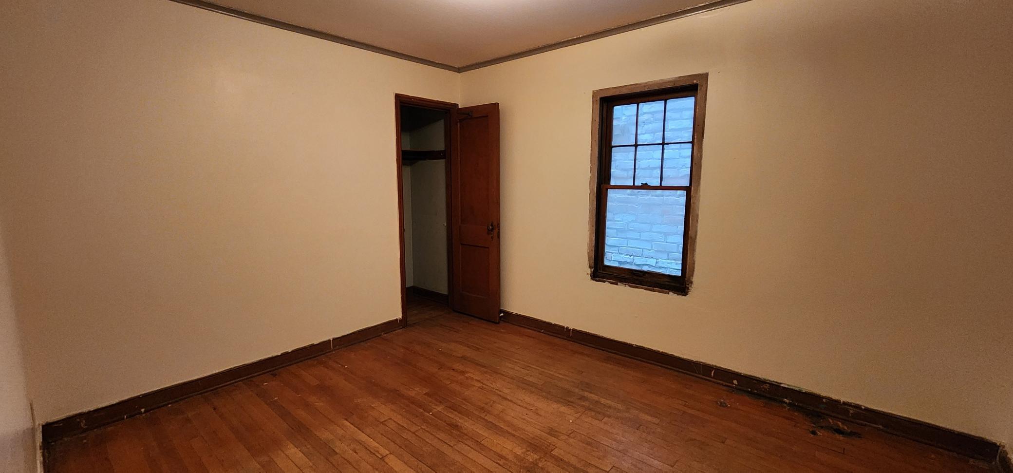 327 3rd Street