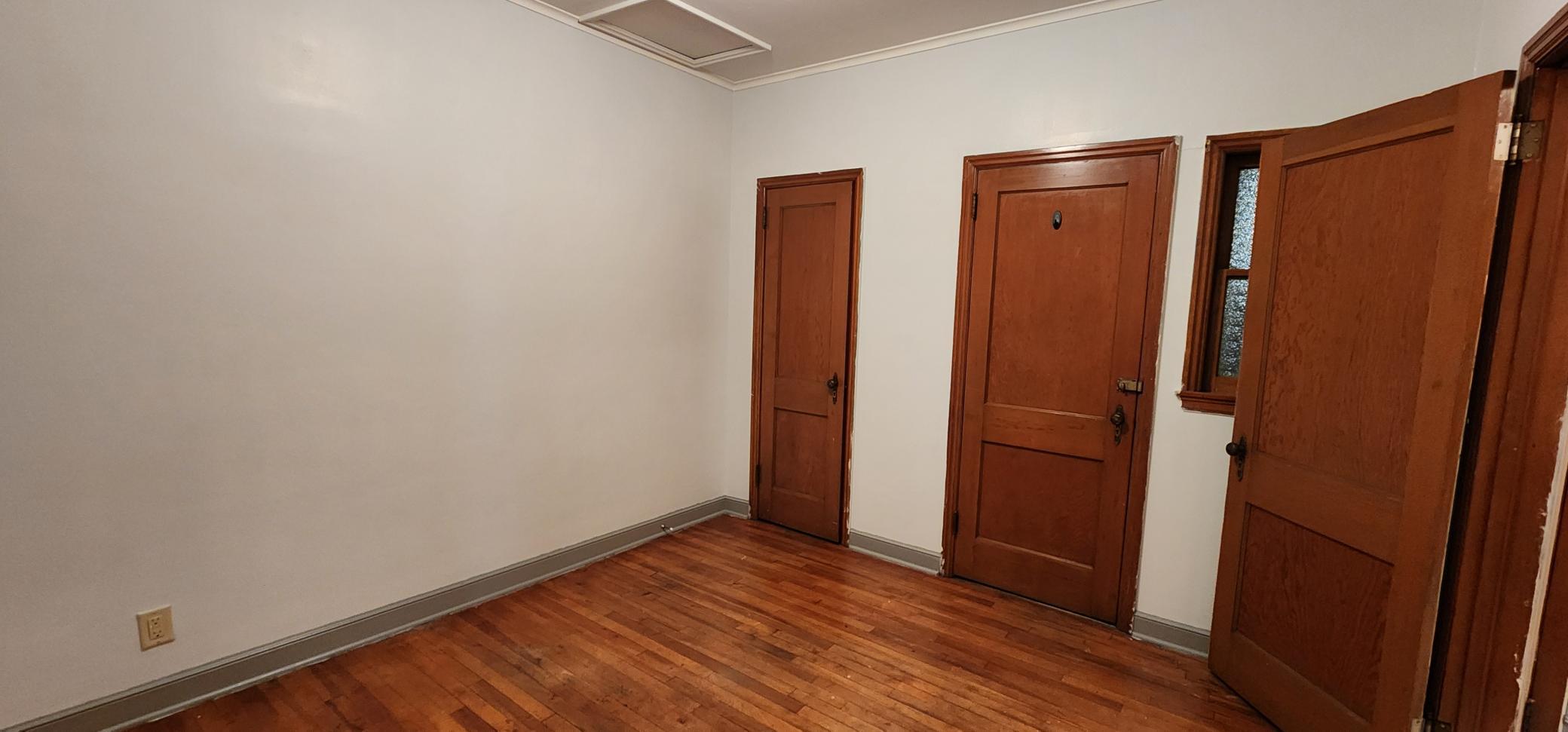 327 3rd Street