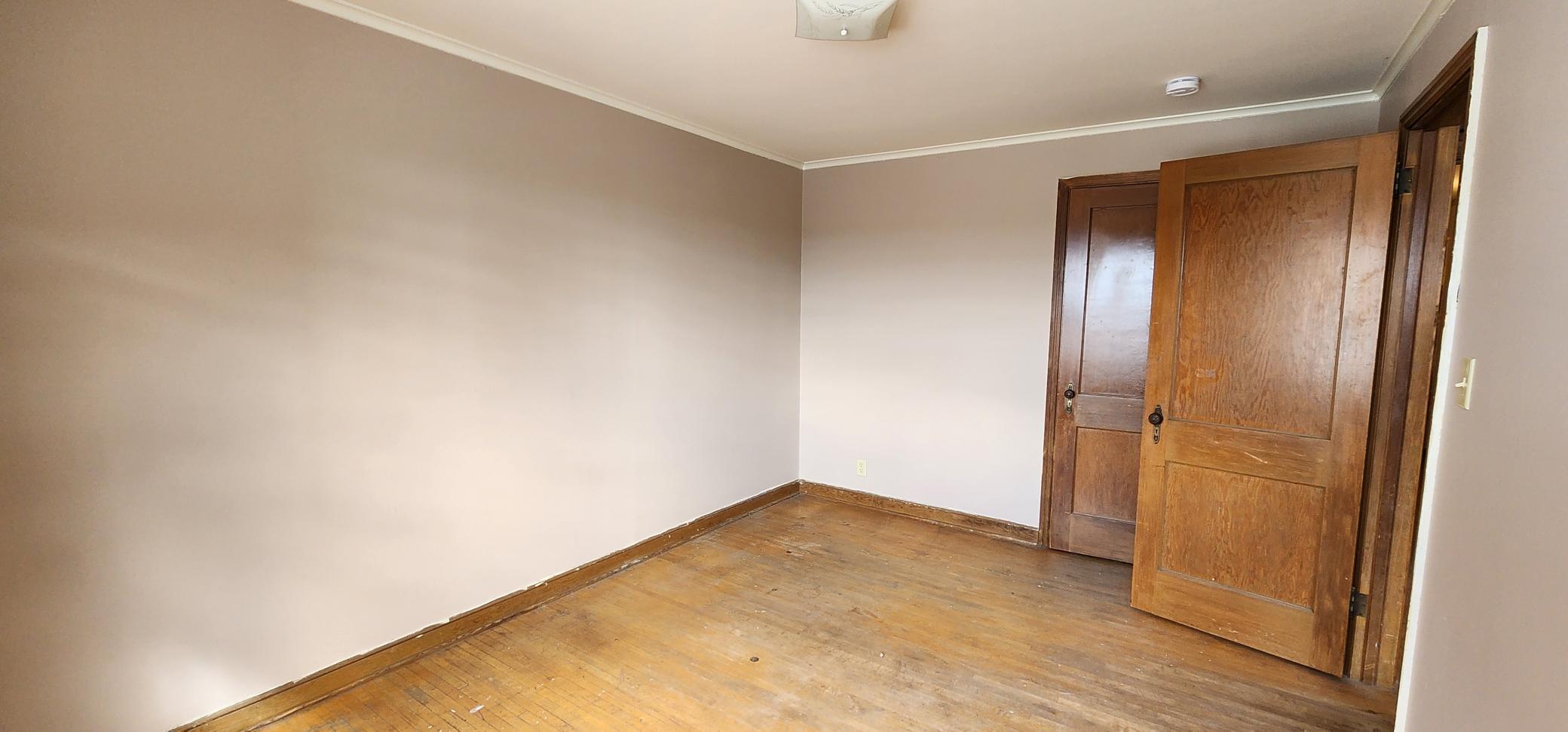 327 3rd Street
