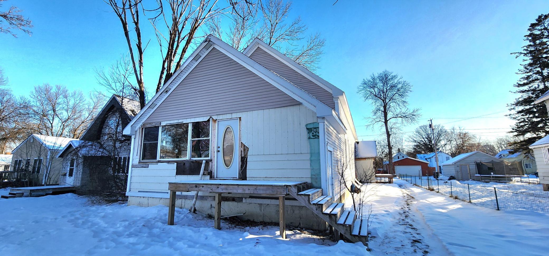 709 7th Street