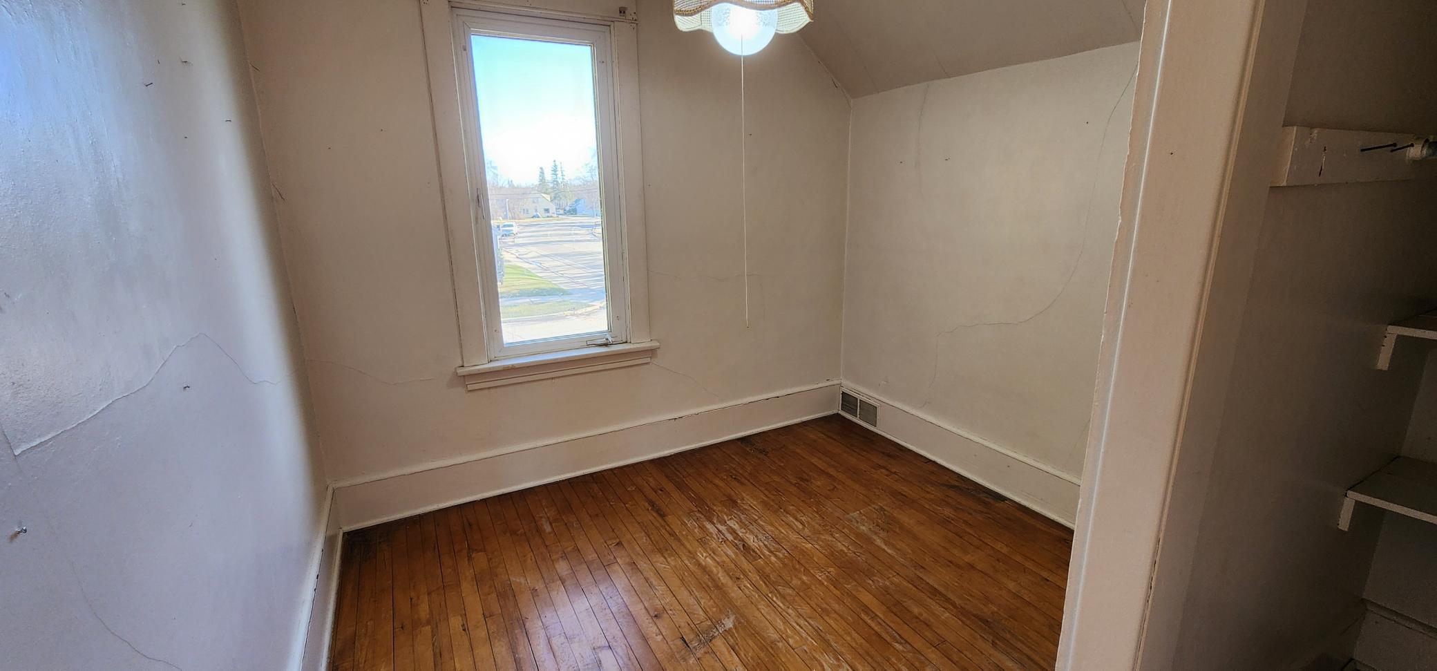 1024 6th Street