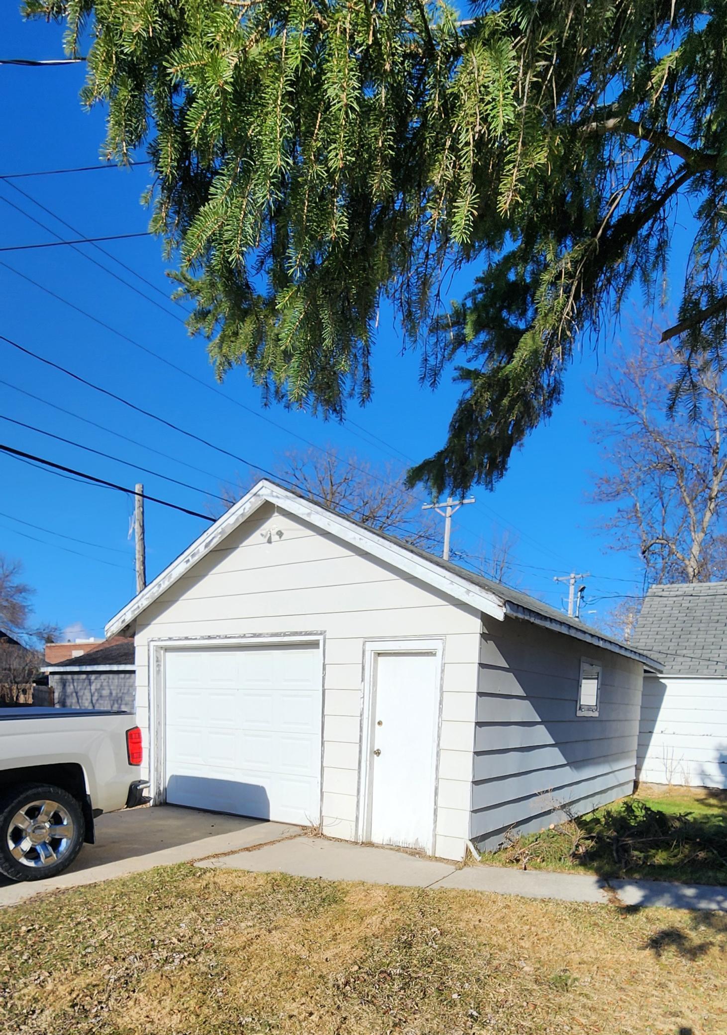 1024 6th Street