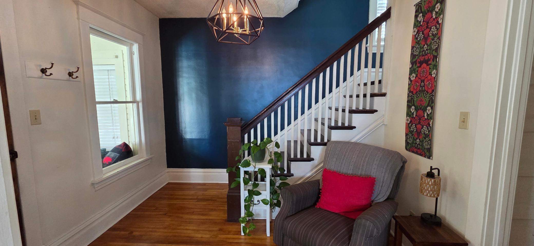 816 3rd Street