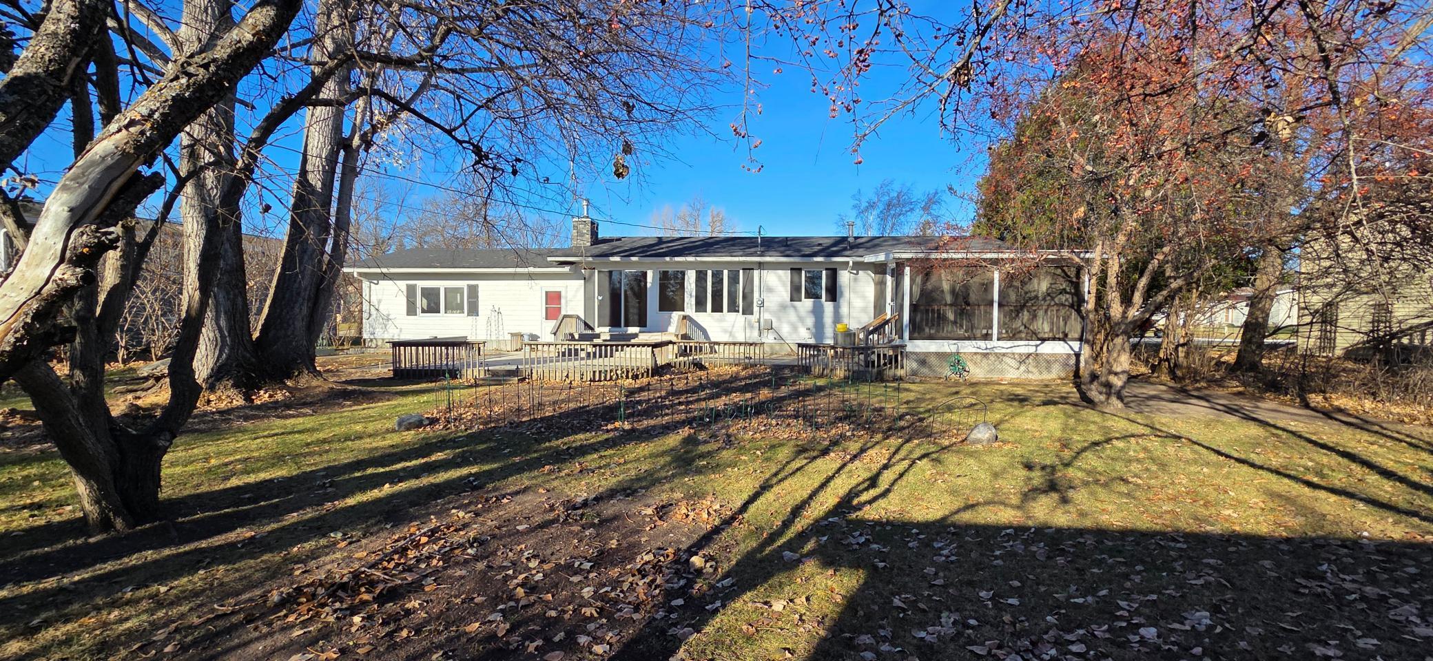 1311 16th Street W