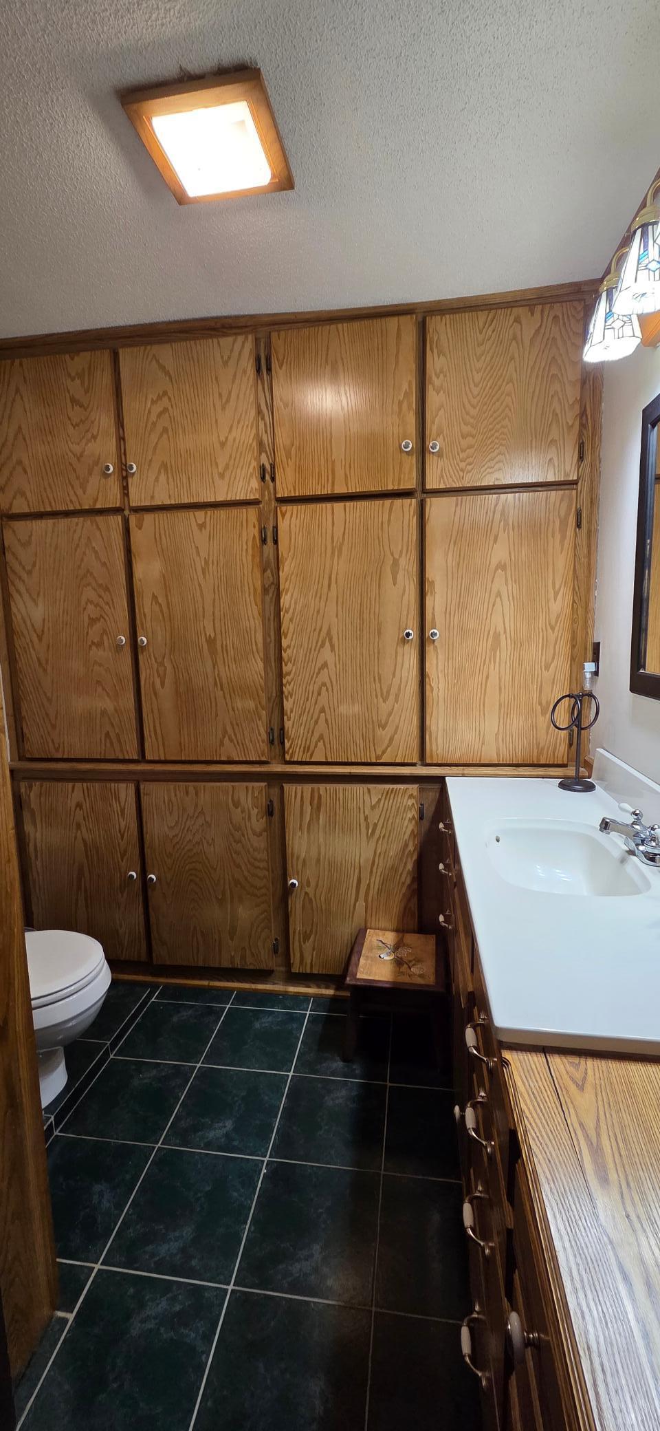 8640 State Highway 11 SE