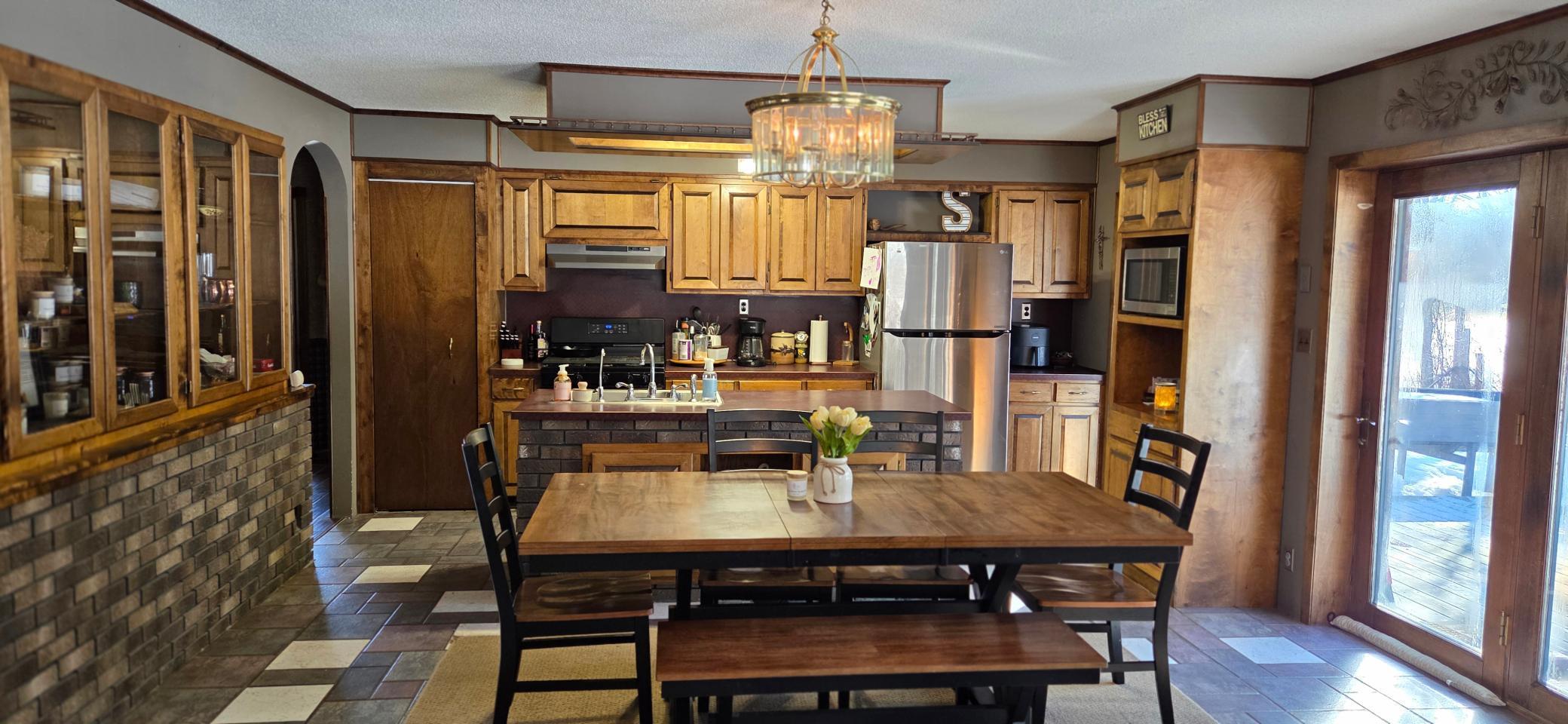 8640 State Highway 11 SE