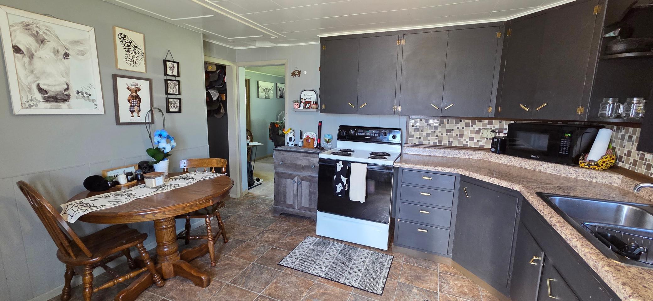 1601 1st Avenue W