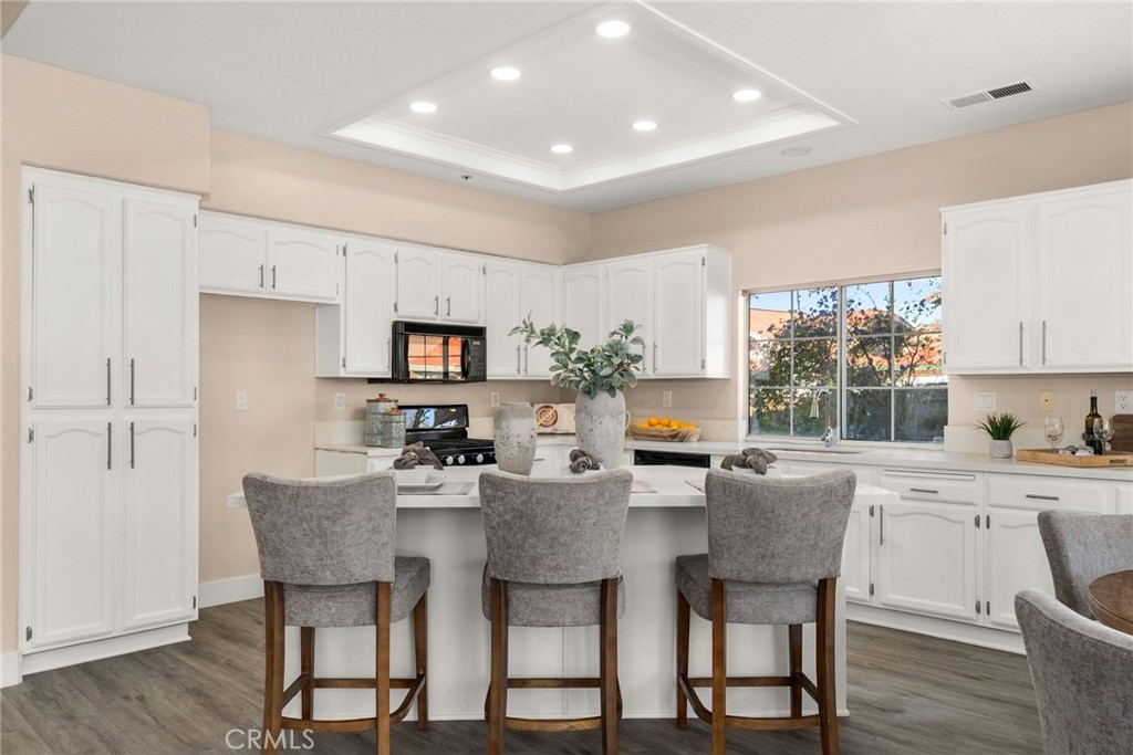 14122 Sacramento Street