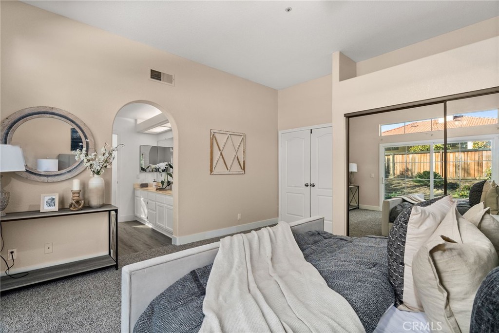 14122 Sacramento Street