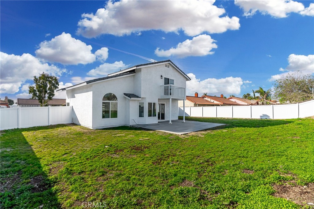 1032 W La Gloria Drive