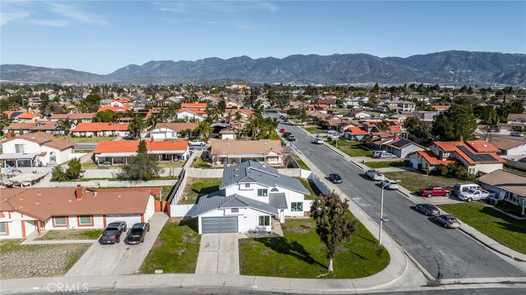 1032 W La Gloria Drive