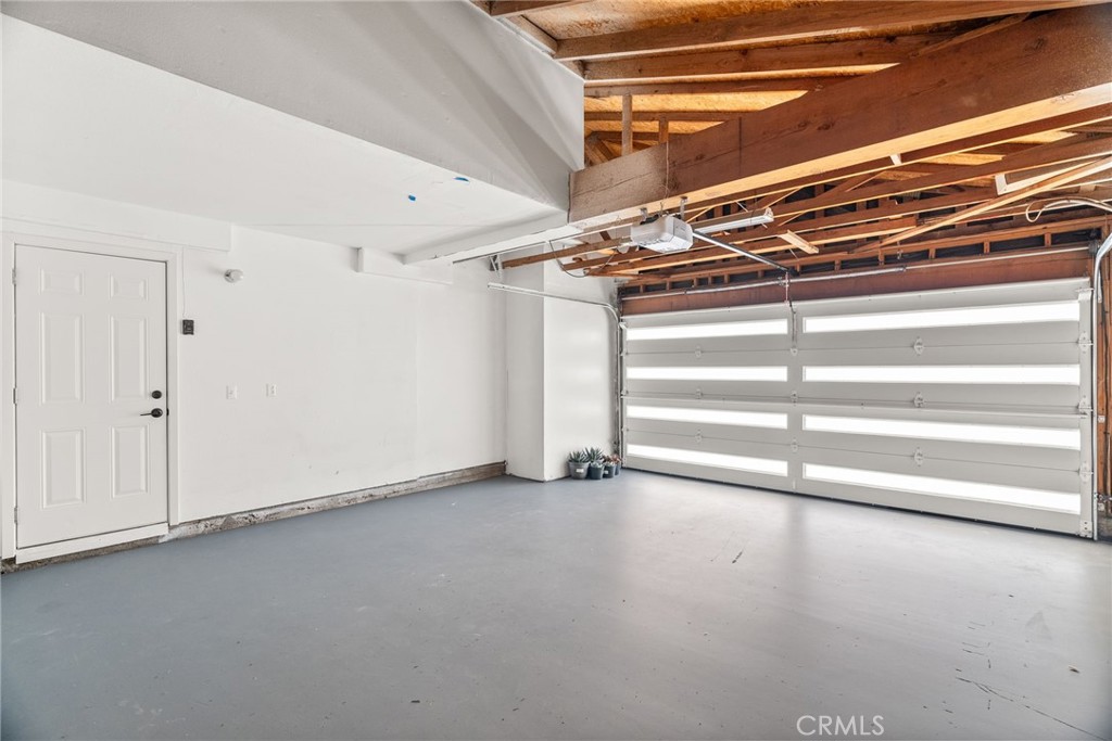 1032 W La Gloria Drive