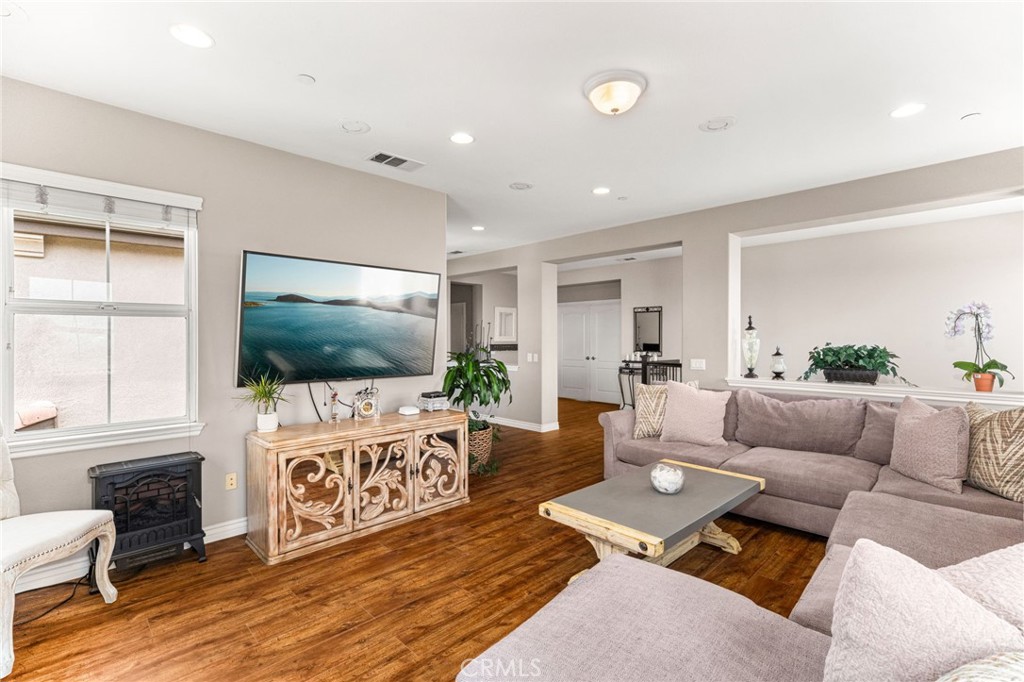 4563 Foxborough Drive