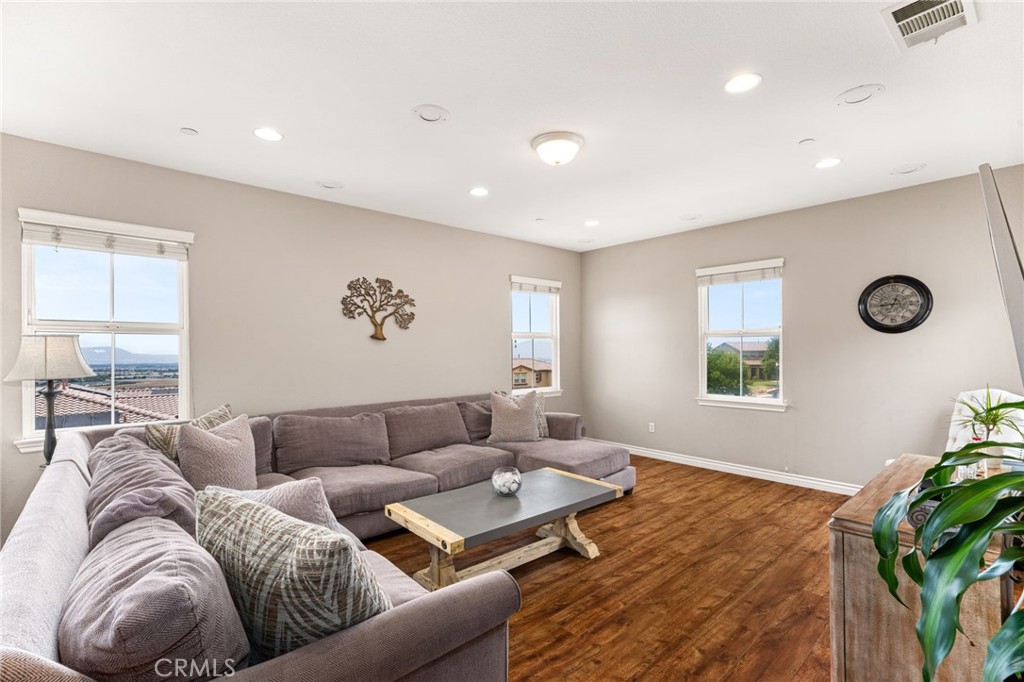 4563 Foxborough Drive