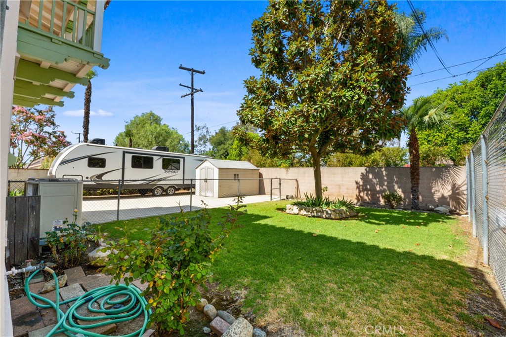 1465 N Euclid Avenue