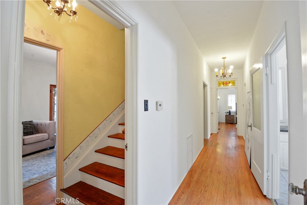 1465 N Euclid Avenue